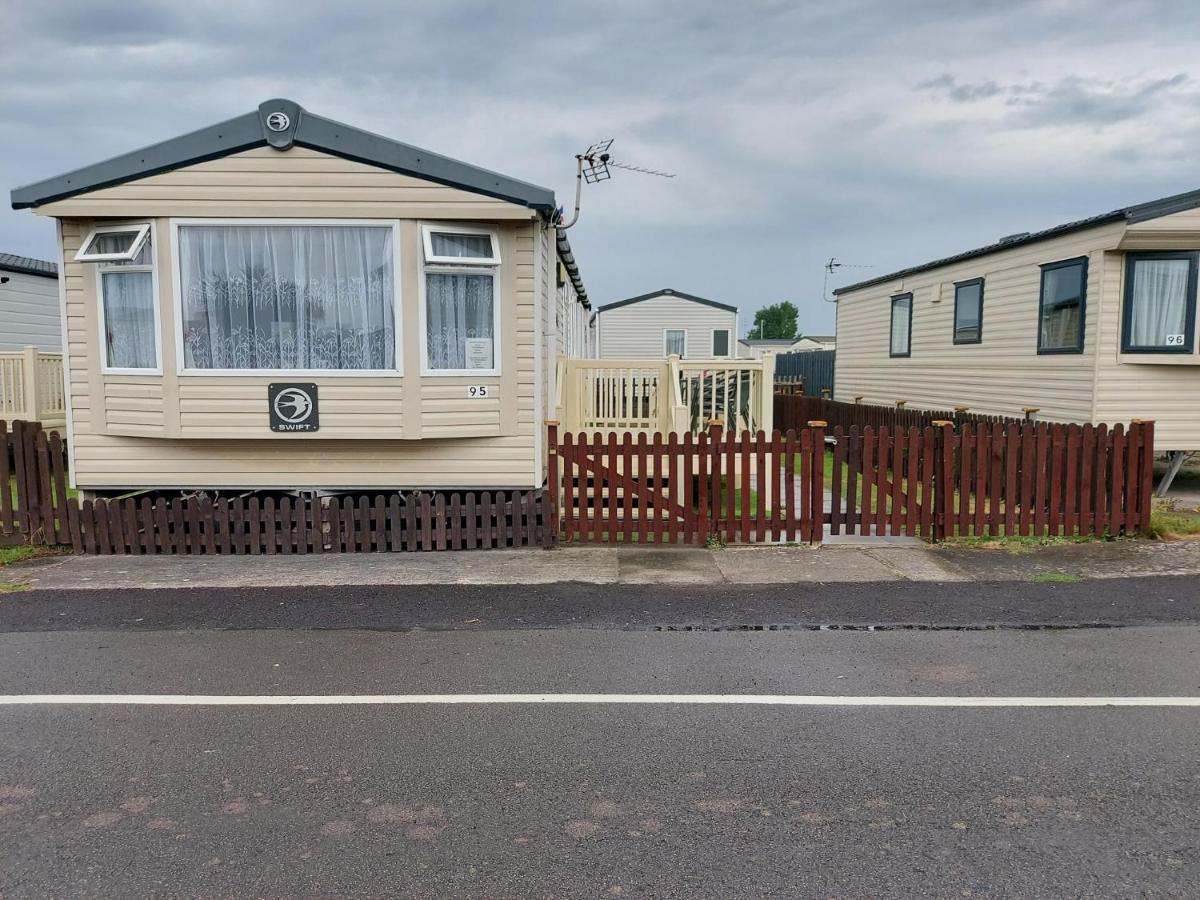 95 Holiday Resort Unity 3 Bed Passes Included Brean Exterior photo